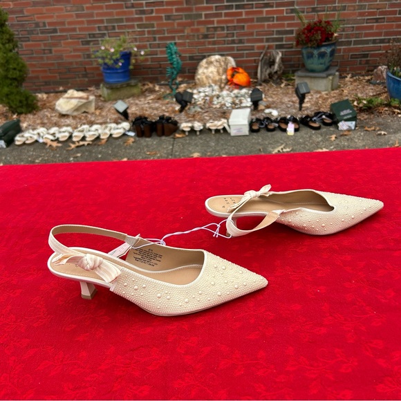 a new day Shoes - Women's Milan Slingback Heels - A New Day size 8.5‎  wedding guest classy